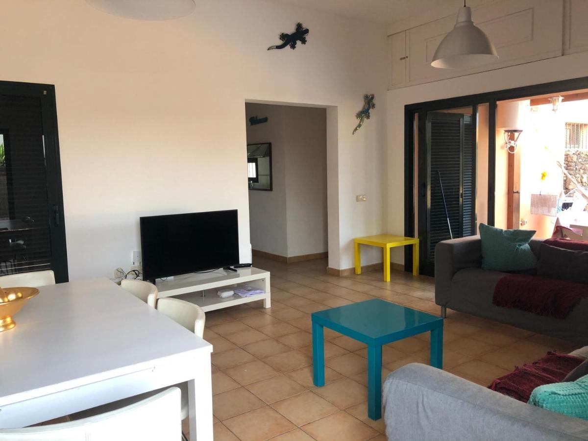 Lovely 2-Bed Villa In Corralejo Fuerteventura Eksteriør bilde