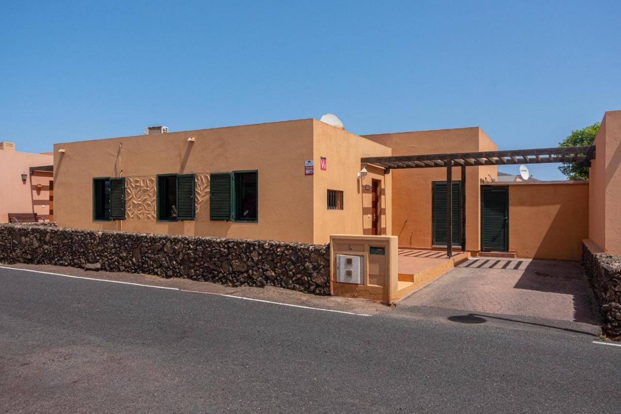Lovely 2-Bed Villa In Corralejo Fuerteventura Eksteriør bilde