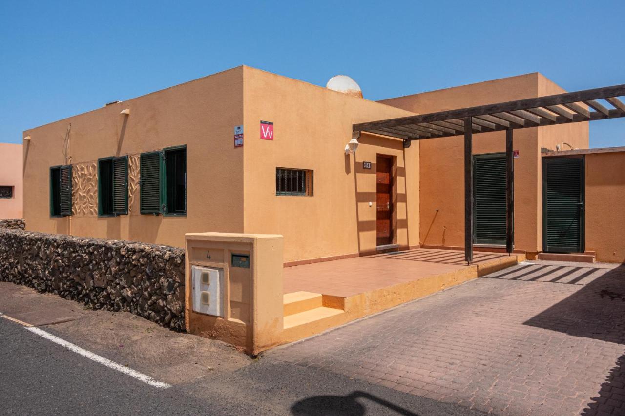 Lovely 2-Bed Villa In Corralejo Fuerteventura Eksteriør bilde